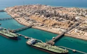 "트럼프, 이란 하르그섬 점령·봉쇄 검토 중"