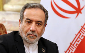 "이란, 日 선박 호르무즈 통과 한시적 허용 검토"