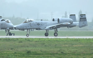 美 '탱크 킬러' A-10 추가 투입…지상전 임박?