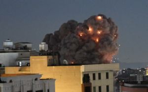 이스라엘, 협상 와중에 이란 석화단지 타격