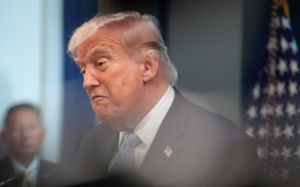 "이란, 美 소통 채널 차단…중재국과 대화"