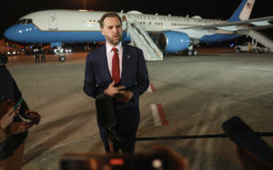 美부통령 "이스라엘, 레바논 공습 자제 약속"