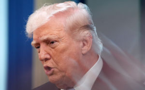 美·이란, 협상 앞두고 '10개항' 진실공방