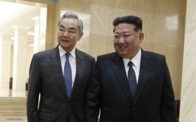 北 김정은, 中 왕이 만나 "전략적 소통 강화"