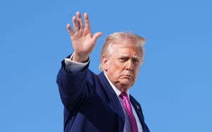 트럼프 "호르무즈 열릴 것…통행료 허용 안해"