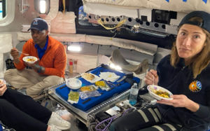 달 방문 마친 아르테미스 2호, 지구 귀환