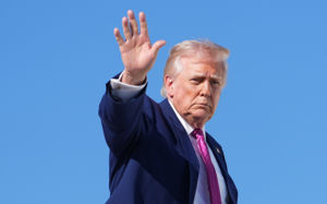 트럼프 "호르무즈 기뢰 제거 시작…韓 등 의지없어"