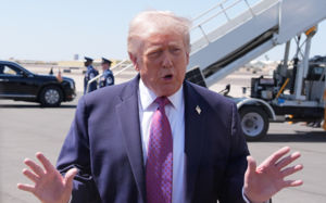 트럼프 "이란 합의 안하면 나라 전체 날릴 것”