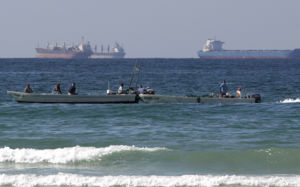 호르무즈 통과 100만배럴 유조선, 한국으로
