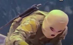 총 메고 복면…이란군이 공개한 나포 영상