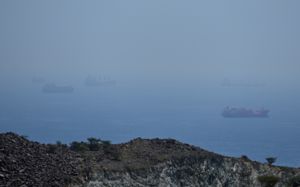 이라크 원유 수출 숨통 트나…유조선 또 입항