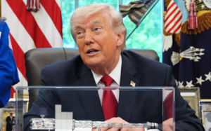 트럼프 "이란 핵 합의 전까지 해상 봉쇄 유지"