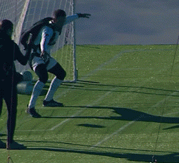 AI 합성 같다는 1800m 상공 '축구장'…어떻게 구현했나