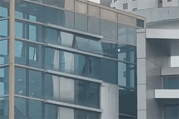 선관위 청사에서 '골프 스윙 연습'?…"사태 심각성 모른다"