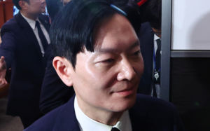 '대북송금 수사' 박상용, 국조특위 선서 거부