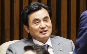 국힘 "안규백, 당당하면 병적기록 공개하라"