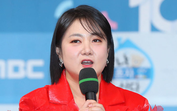 경찰, 박나래 검찰 송치…미등록 기획사 운영 의혹