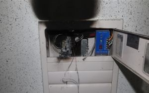 오피스텔 층마다 불지른 20대 체포