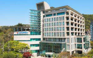 인천교통공사 폭발물 설치 신고…경찰 수색 중