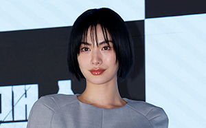 나나 "재밌니? 내눈 똑바로 봐"…자택 침입 강도에 일침