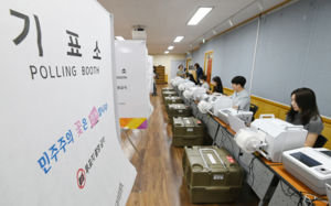 시장·군수 쟁탈전…민주 '정권 안정' vs 국힘 '현역 프리미엄'