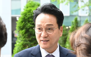 안민석 1호 공약 '폰 프리'…여론도 힘 실었다