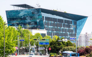 용산구 "용산공원 전체 주택공급 검토…강력 반대"