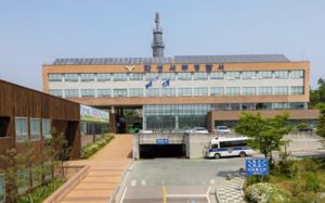 좁은 길 차량 통행 시비 붙자 엽총으로 협박한 60대