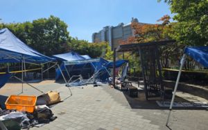 '7명 사상' 안성 나눔장터 돌진사고…"급발진" 계속 주장