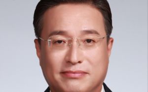 검찰총장대행 이정현 "더 나은 미래 위해 노력"
