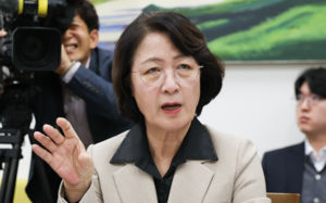 추미애 "소방 인사권 가져갔다면 인건비도 국가 책임"