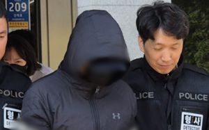 여성동료에 흉기 휘두른 원당역 역무원 구속