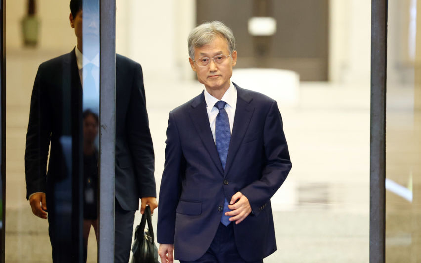 퇴근하는 조희대 대법원장