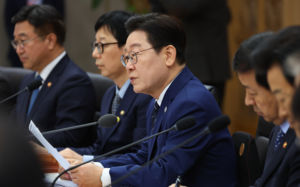 李 "'전쟁 추경' 신속히…최악 염두 대책 마련"