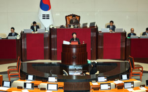 공소청·중수청 신설…'보완수사권' 불씨 여전