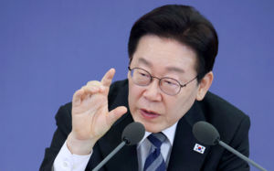 李 '사업자대출 주택구매' 겨냥 "자진상환 하라"