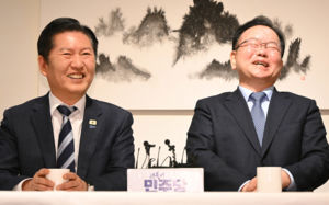 보수의 심장 흔드는 김부겸, 대구시장 출마