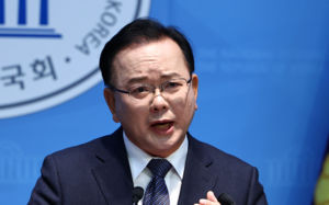 보수의 심장 흔드는 김부겸, 대구시장 출마