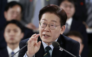 李, 제주본사 기업들 겨냥 "주소만 지방에"