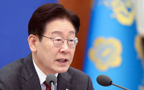 李 "'달러 강제매각' 가짜뉴스…엄정 대처"