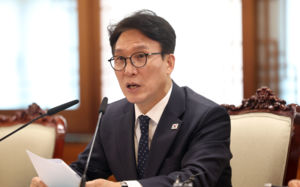 金총리 "농업용 면세유·비닐 등 지원 논의"