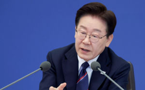 李, '중동상황 대응' 국무회의·비상경제점검회의