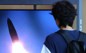 北, 단거리 탄도미사일 발사…이틀 연속 도발