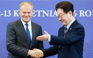 한·폴 '포괄적 전략동반자' 격상…방산 등 협력