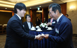 정청래 연일 러브콜…하정우, 출마 할까?