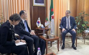 외교부 "알제리·리비아, 원유·나프타 확보 협력"