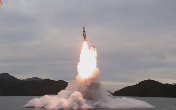 北탄도미사일 발사…정부 "평화 정착 동참해야"