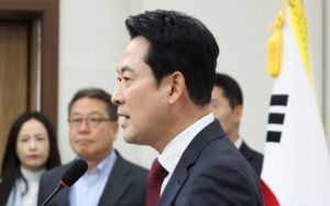 장동혁, 방미 후폭풍 "거취는 내가 결정"