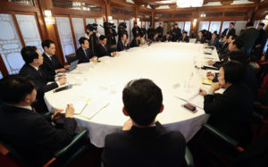 與, 22일 고위당정…고유가지원금 논의