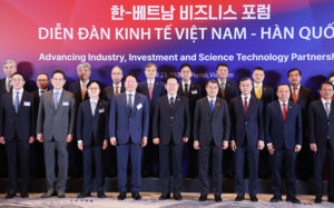 李 "한·베트남 미래 첨단산업 씨앗 함께 뿌려야"
